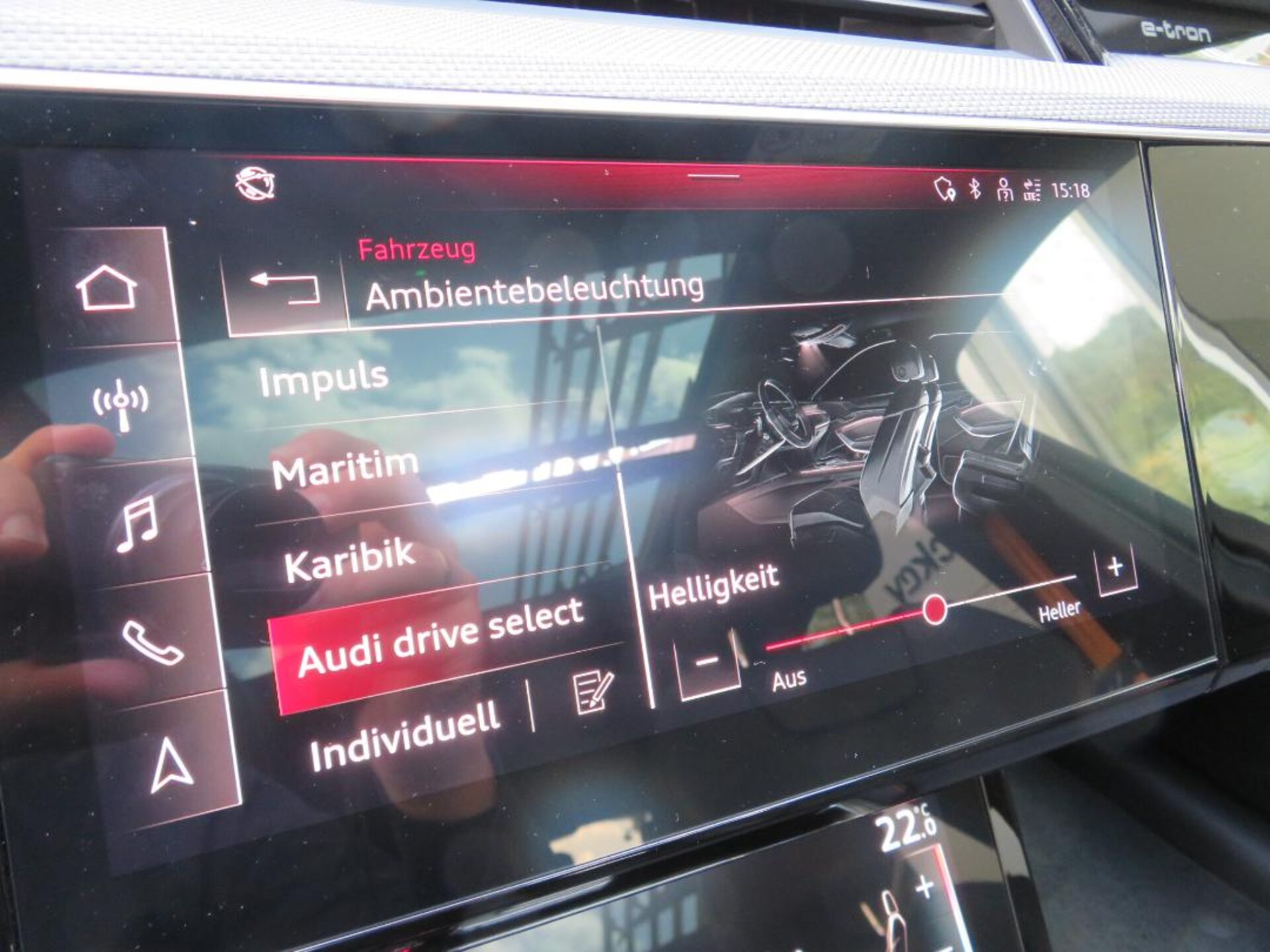 Audi e-tron S line