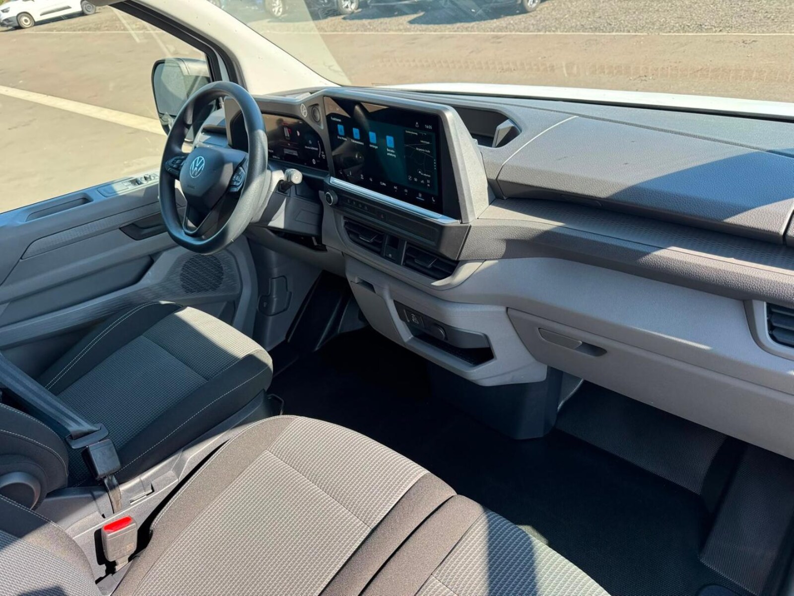 Volkswagen Transporter Kasten langer Radstand – Bild 13
