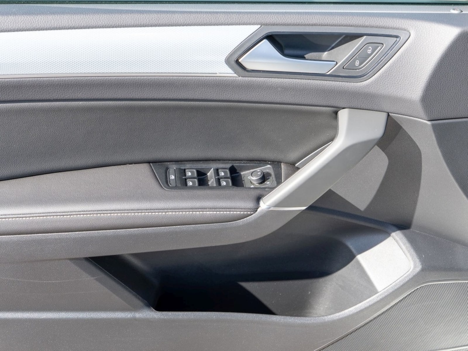 Volkswagen Touran – Bild 20