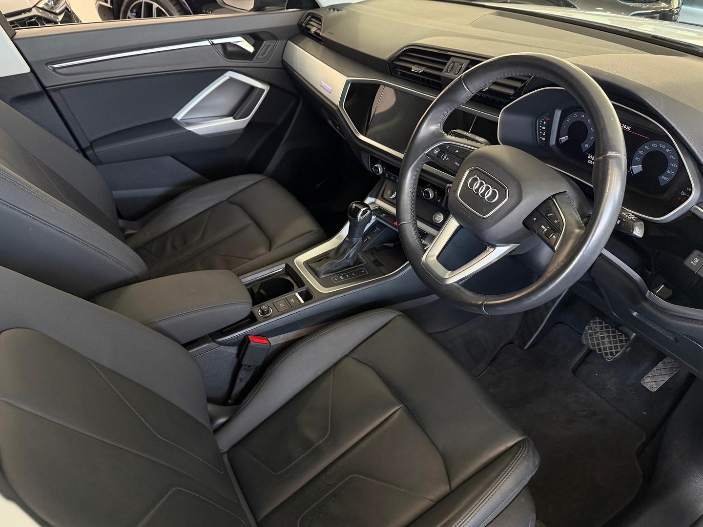 Image about Audi Q3 35 TFSI S tronic