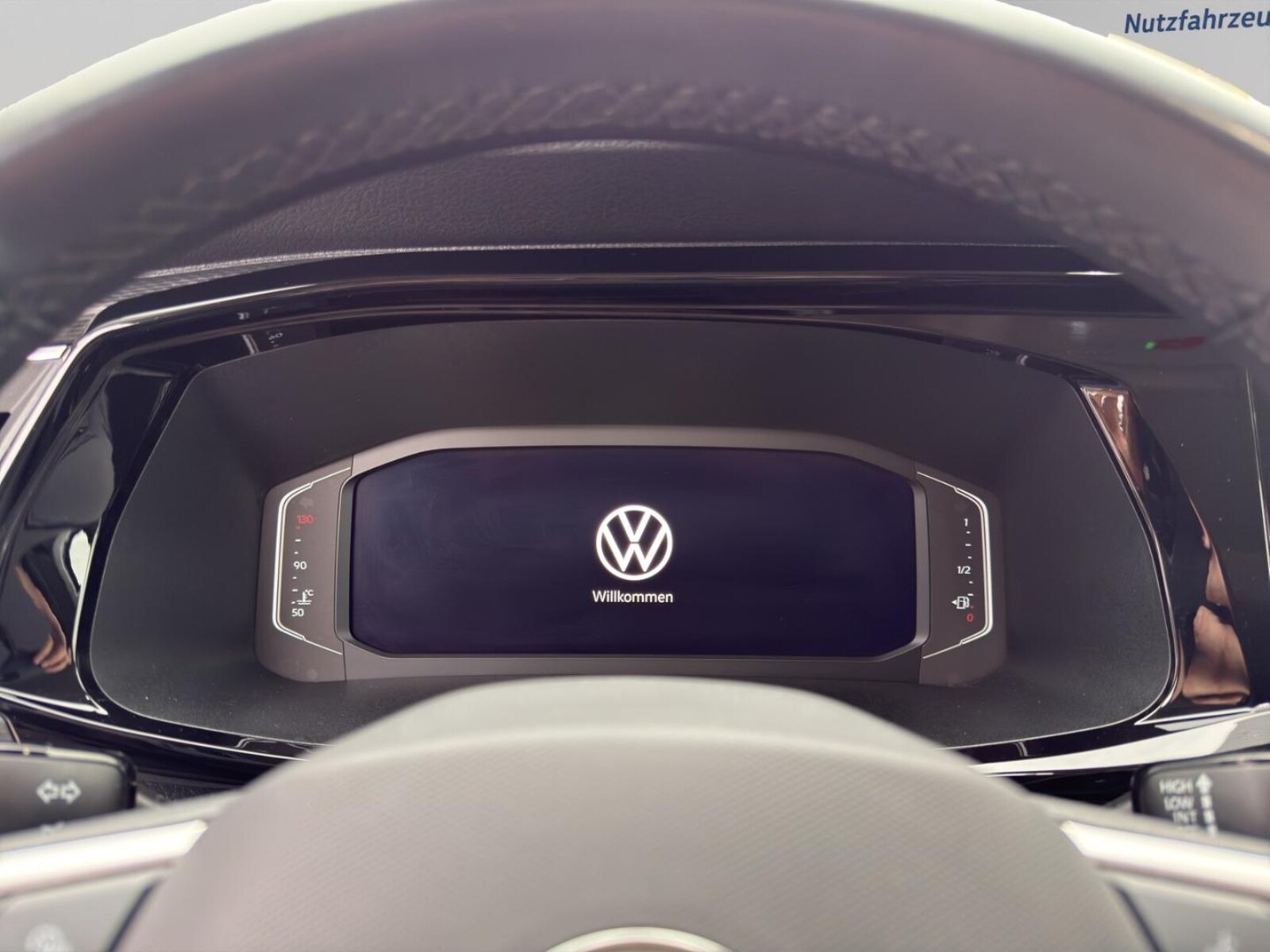 Volkswagen T6.1 Multivan – Bild 11