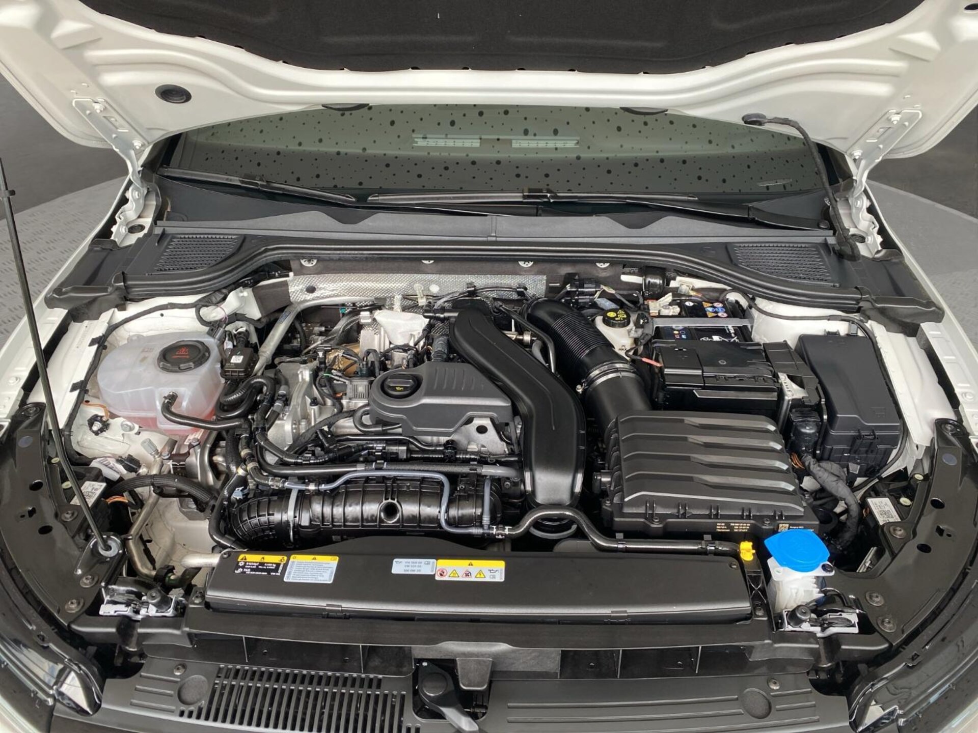 Volkswagen Golf Variant R-Line