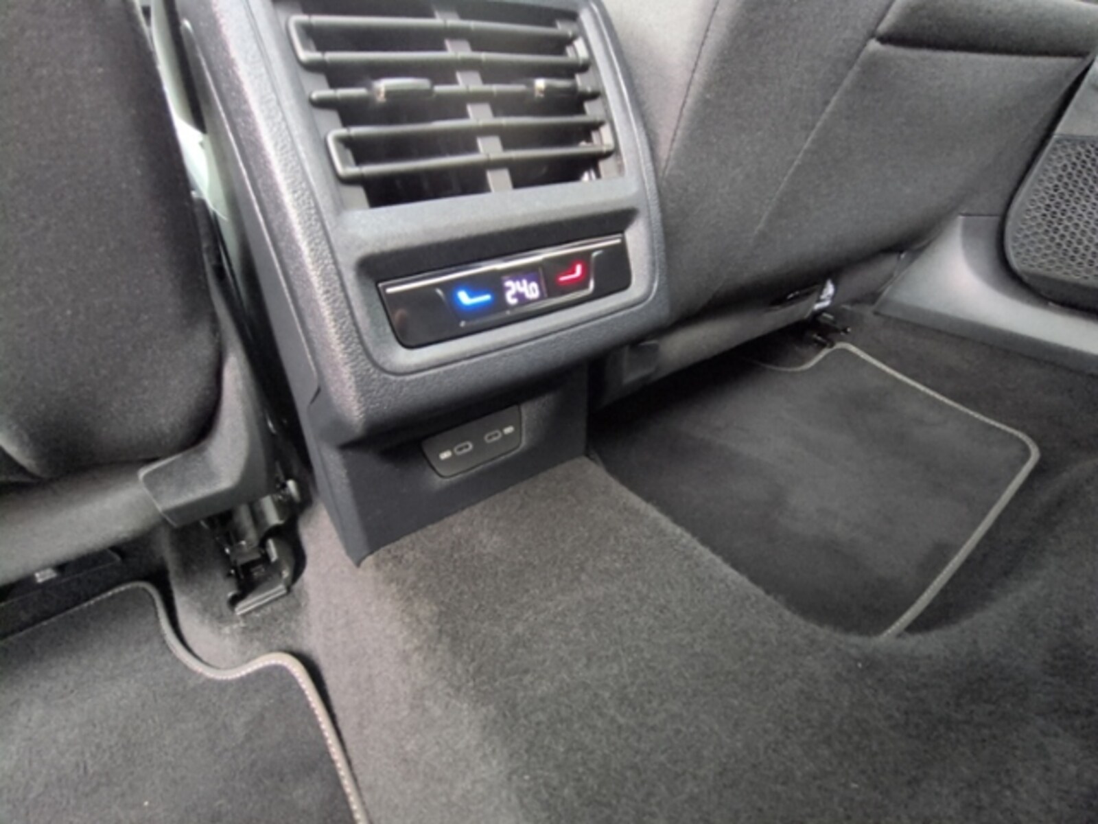 Volkswagen Golf Variant – Bild 13
