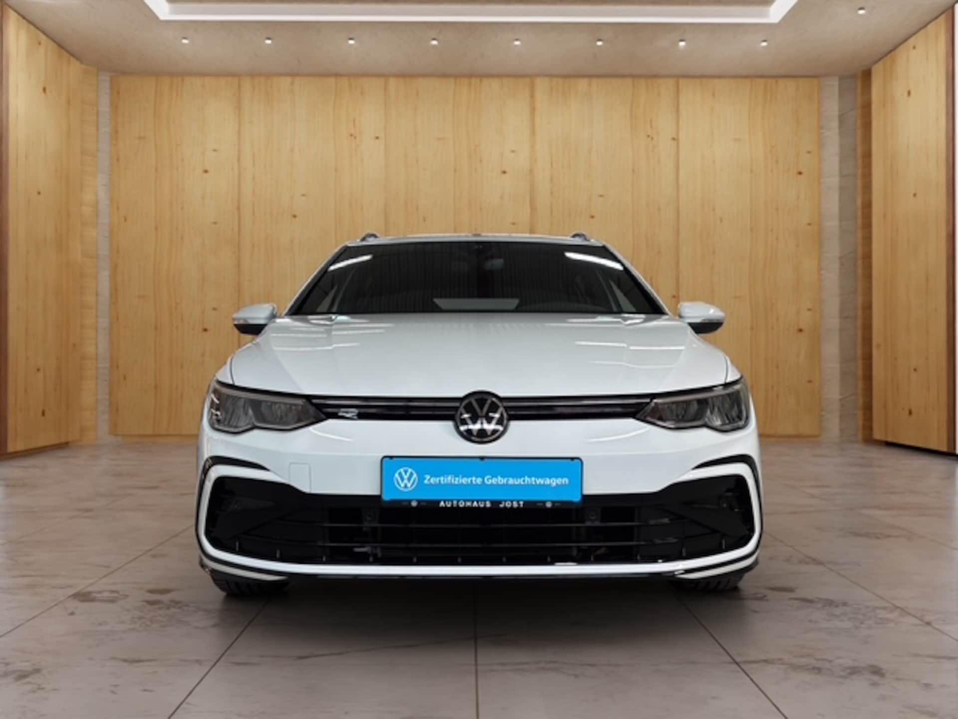 Volkswagen Golf Variant R-Line
