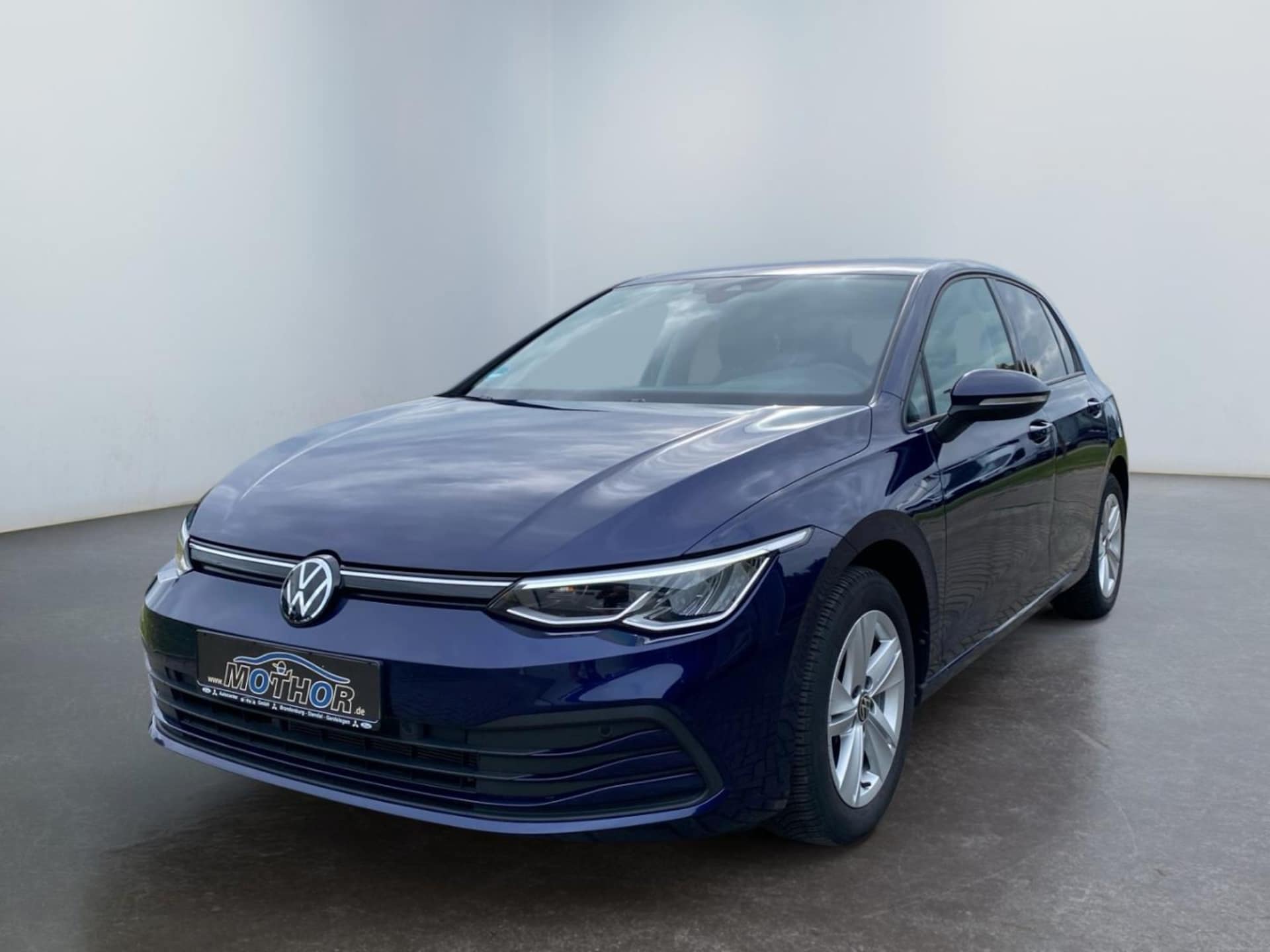 Volkswagen Golf Life