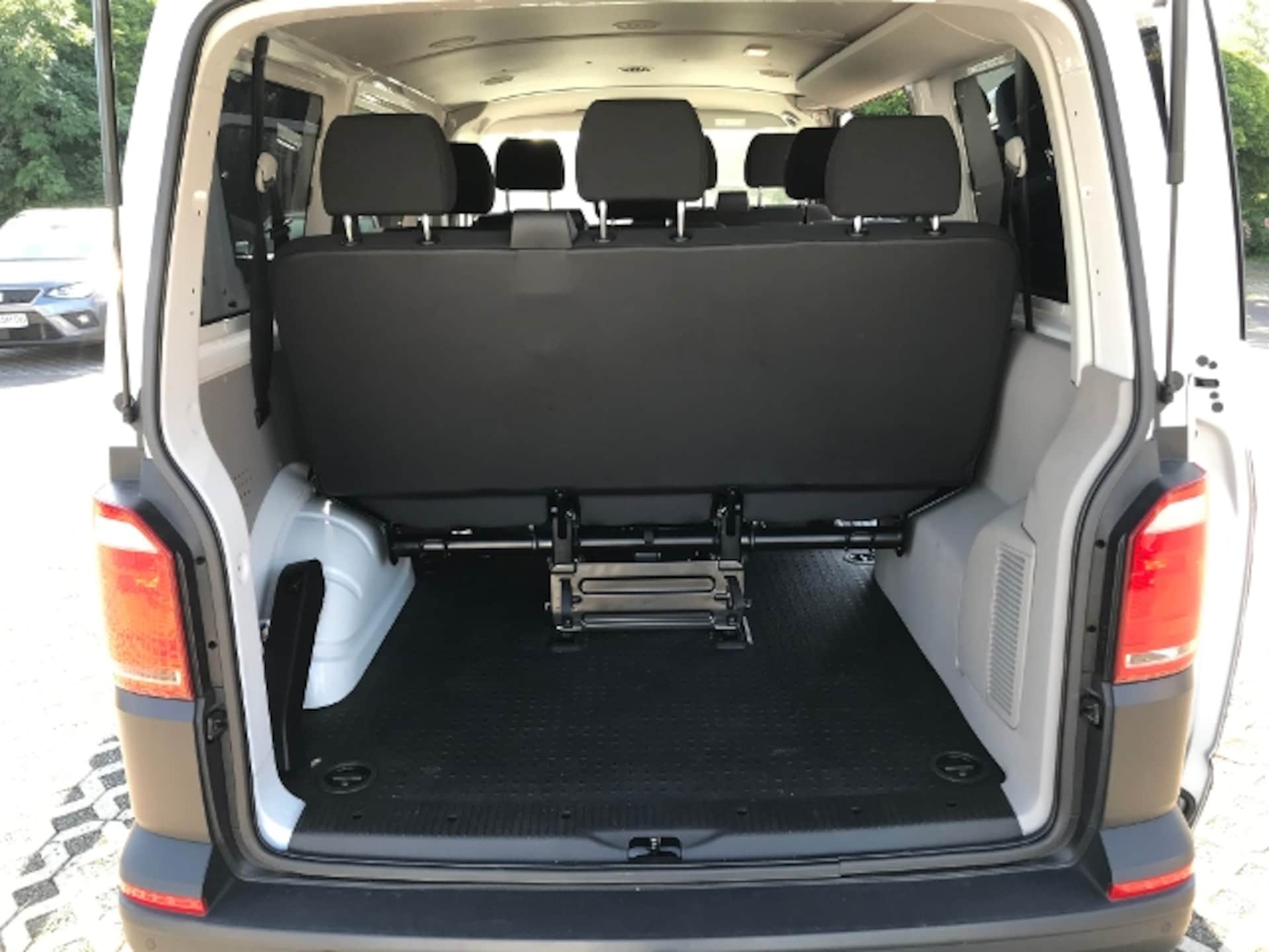 Volkswagen T6 Transporter Kombi kurzer Radstand