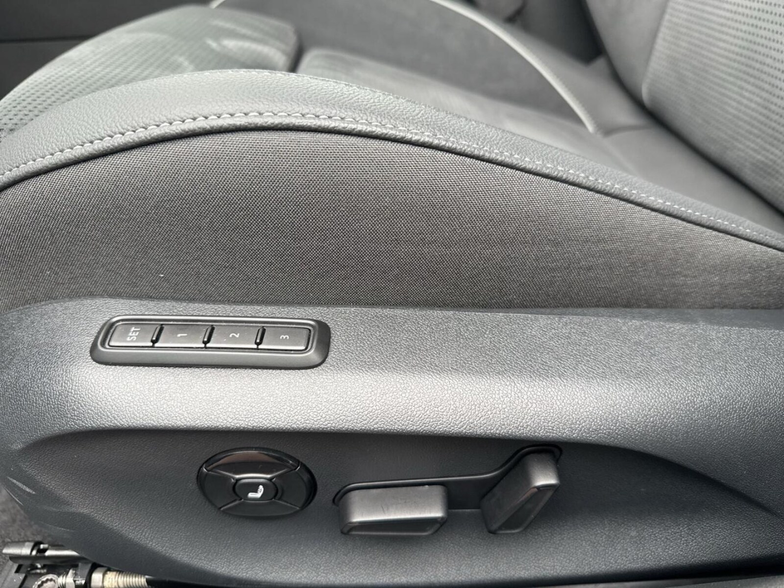 Škoda Superb Combi – Bild 14