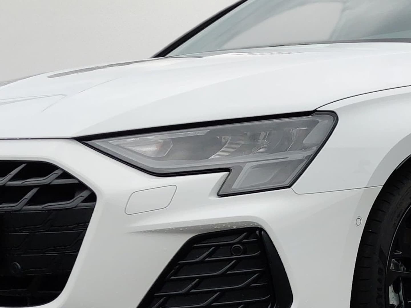 Bild über Audi A3 Sportback S line 35 TDI S tronic - für weitere Informationen kontaktieren Sie den Audi Partner