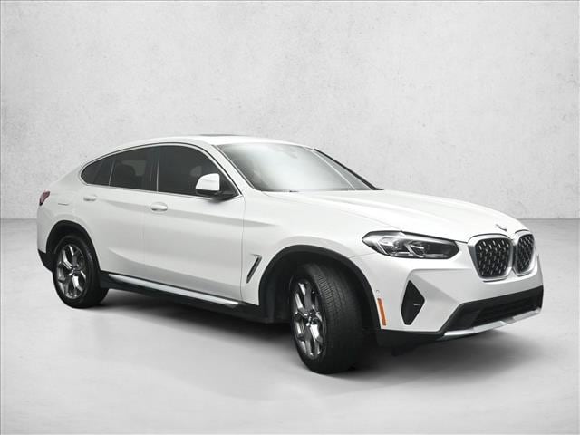 2023 BMW X4