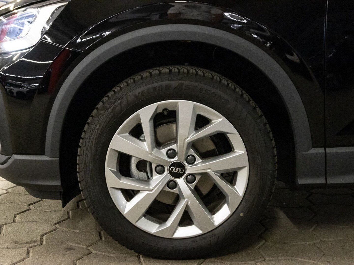 Bild über Audi Q2 30 TFSI Schaltgetriebe - für weitere Informationen kontaktieren Sie den Audi Partner