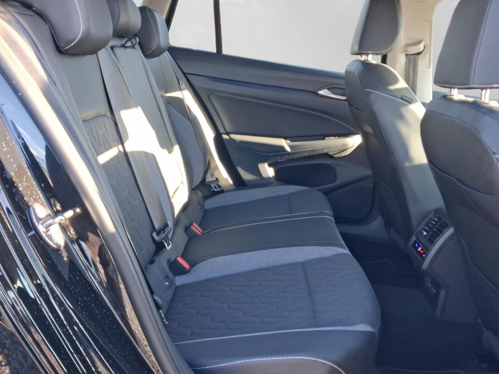 Volkswagen Golf Variant – Bild 6