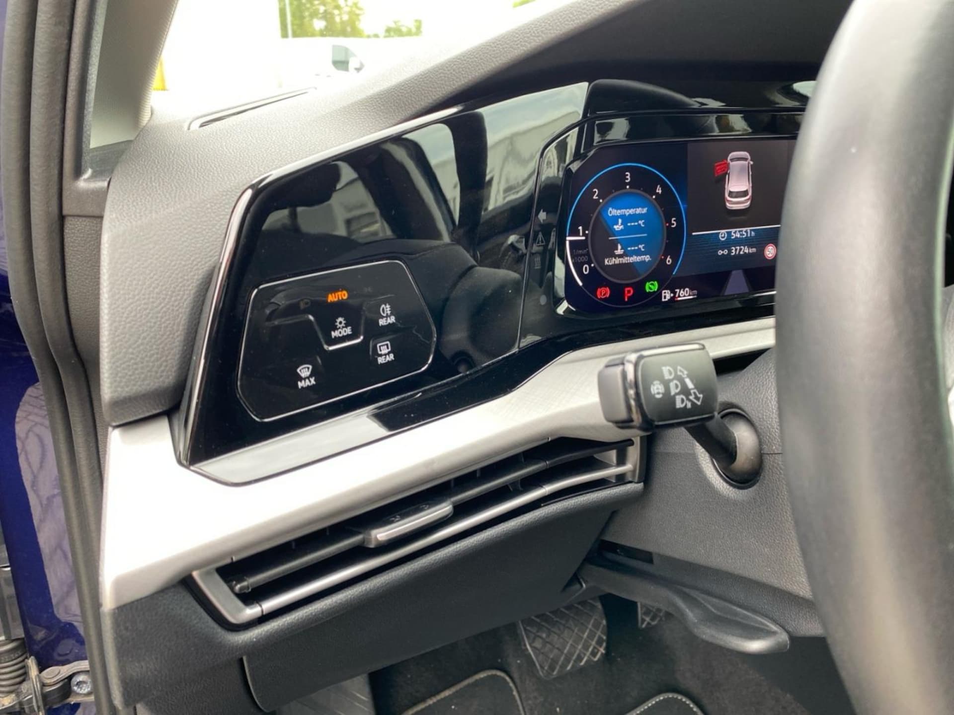 Volkswagen Golf Life