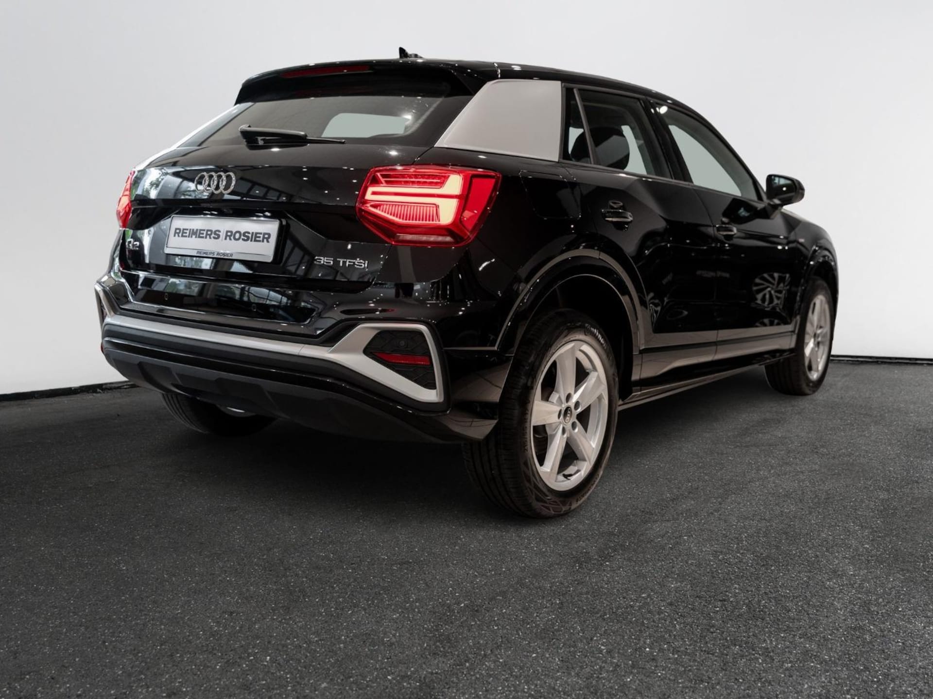 Audi Q2 S line