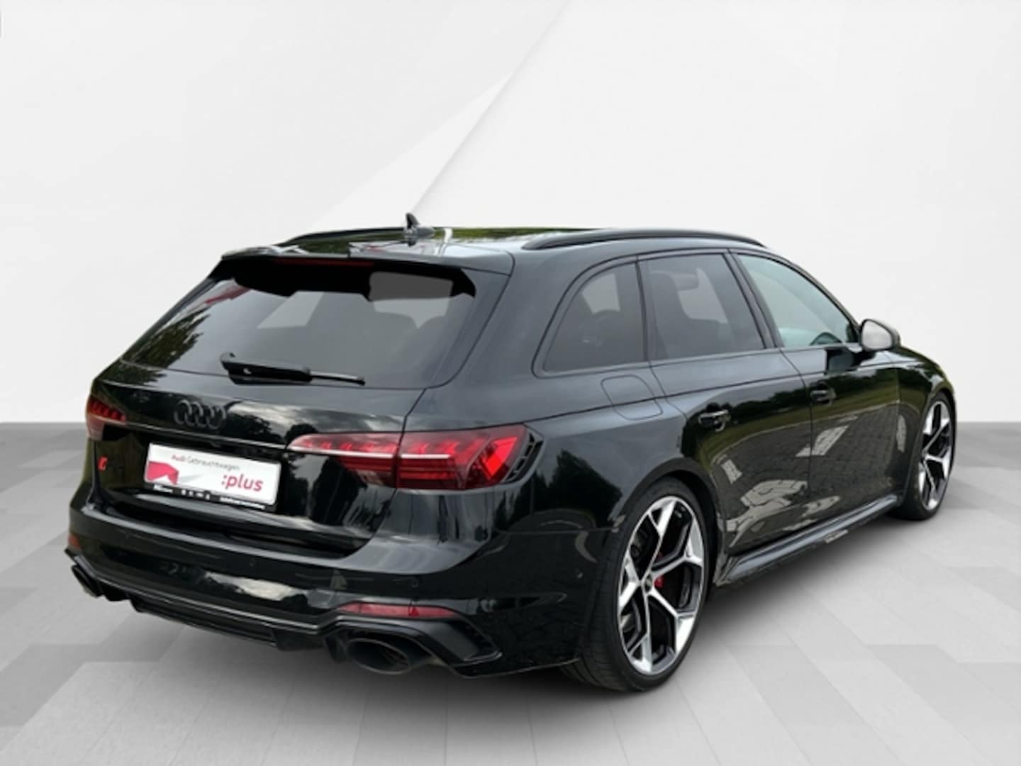 Bild über Audi RS 4 Avant TFSI quattro tiptronic - für weitere Informationen kontaktieren Sie den Audi Partner