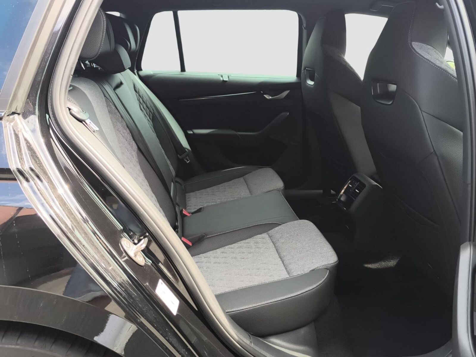 Škoda Octavia Combi – Bild 22