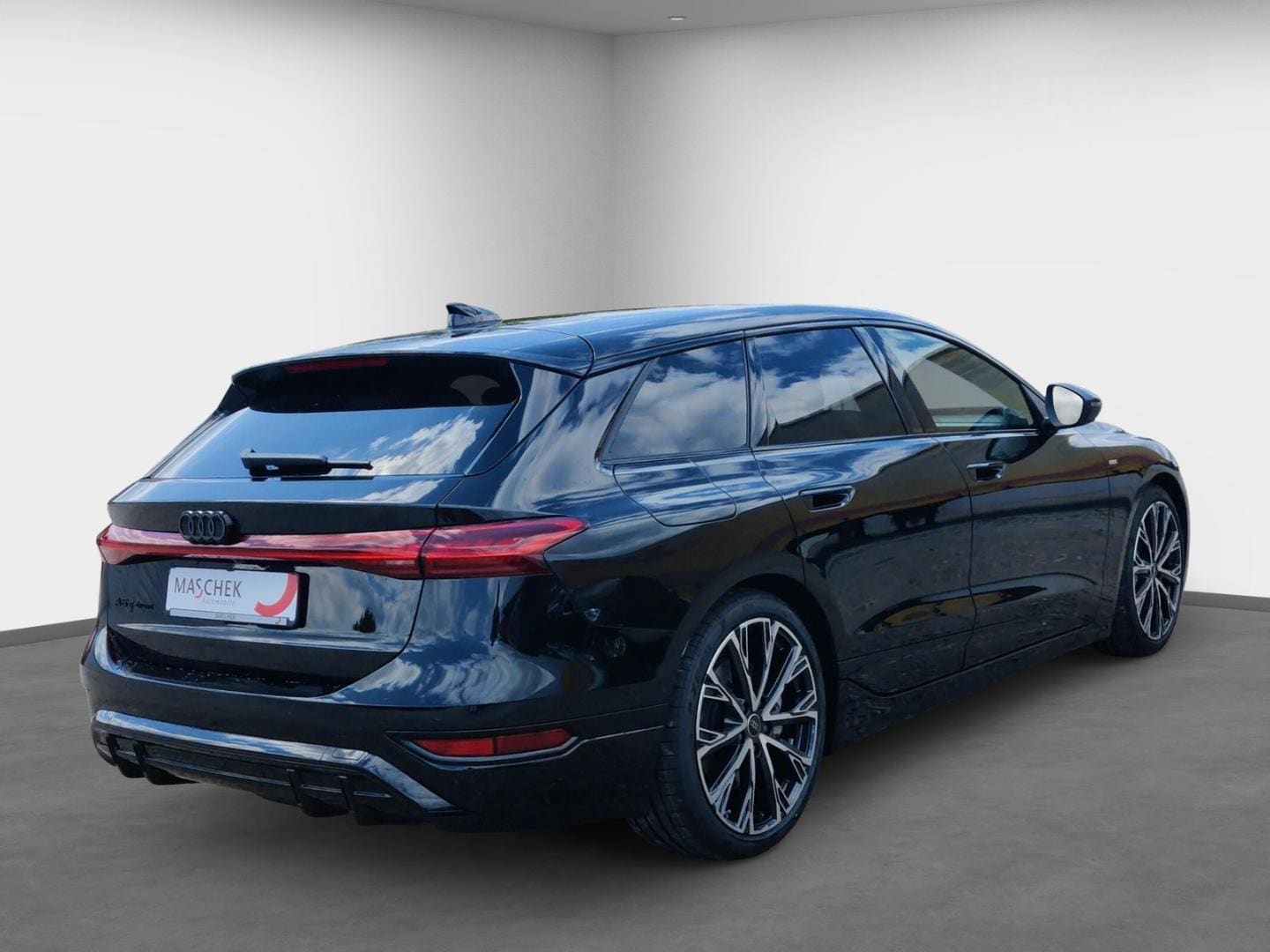 Bild über Audi A6 Avant e-tron S line business e-tron performance 270 kW - für weitere Informationen kontaktieren Sie den Audi Partner