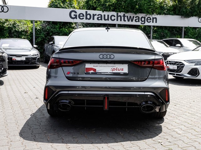 Image about Audi RS 3 Limousine TFSI quattro S tronic