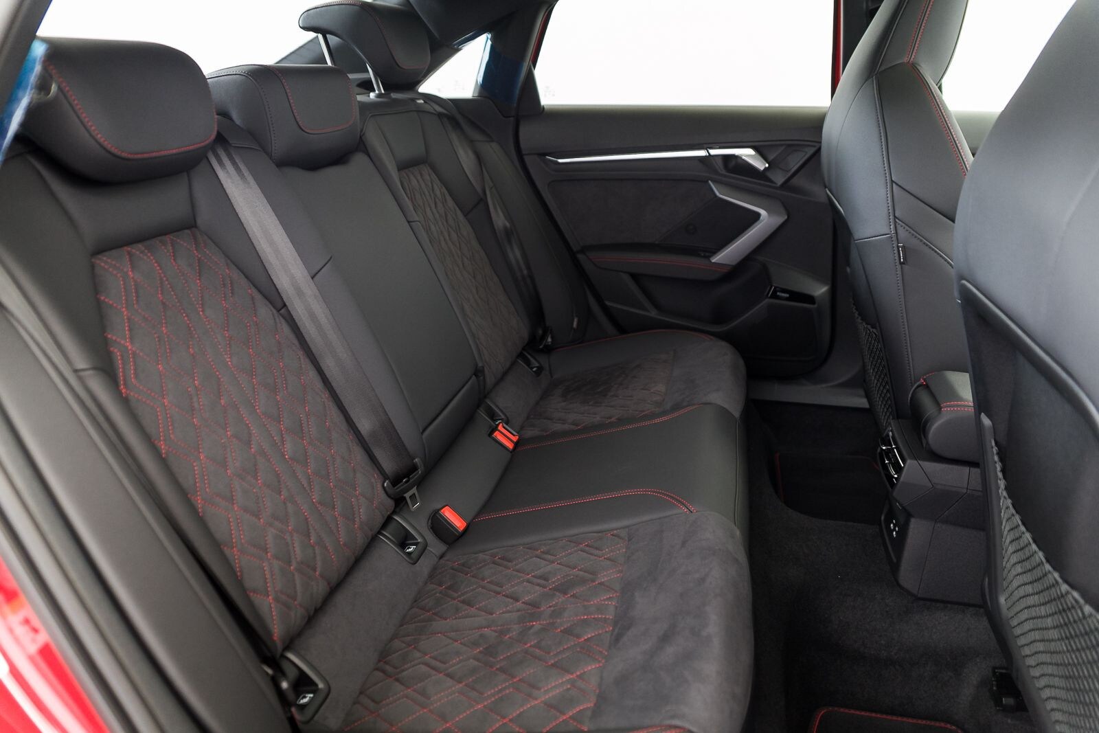 Image about Audi S3 Limousine TFSI quattro S tronic
