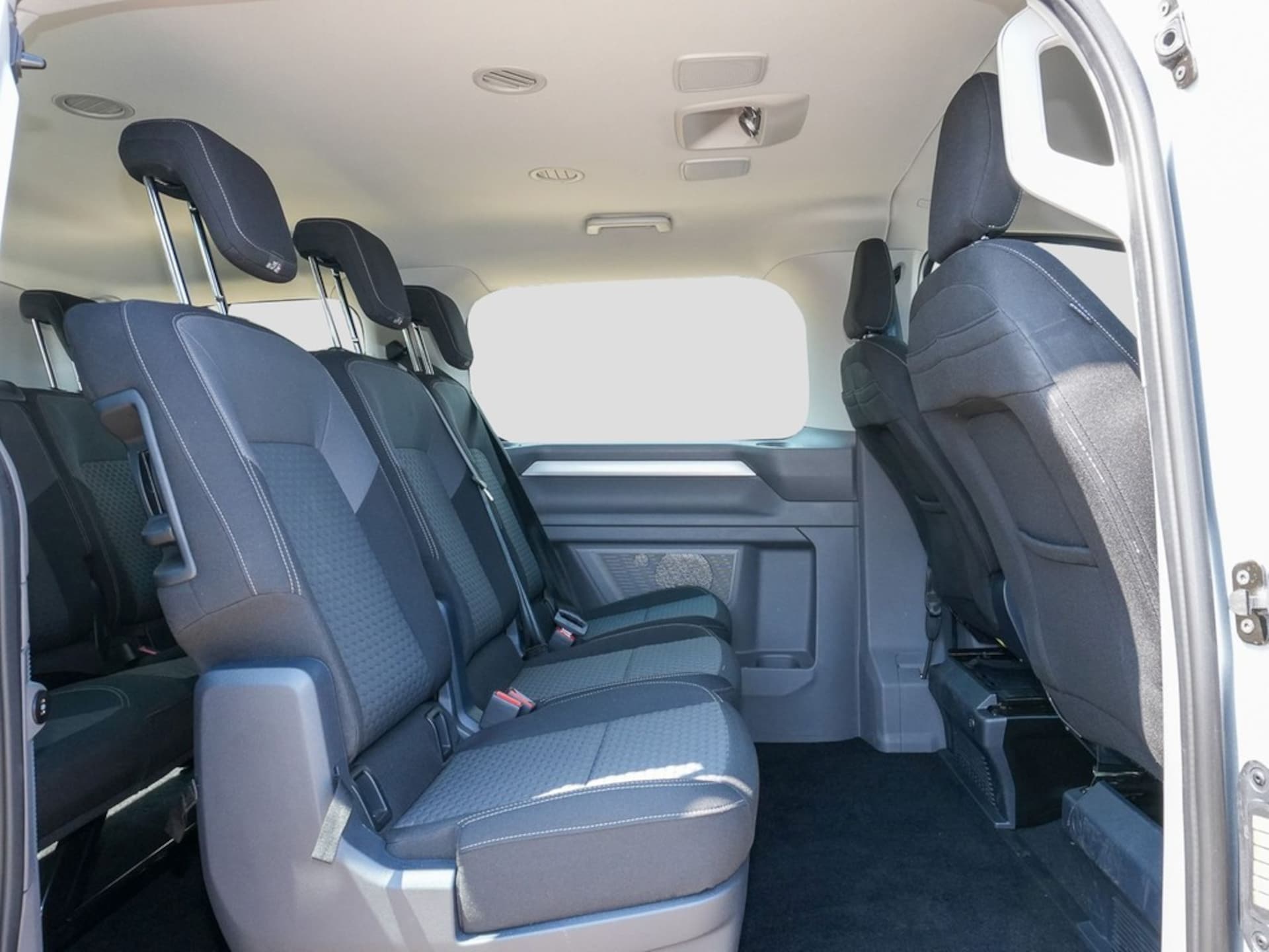 Volkswagen Caravelle Life