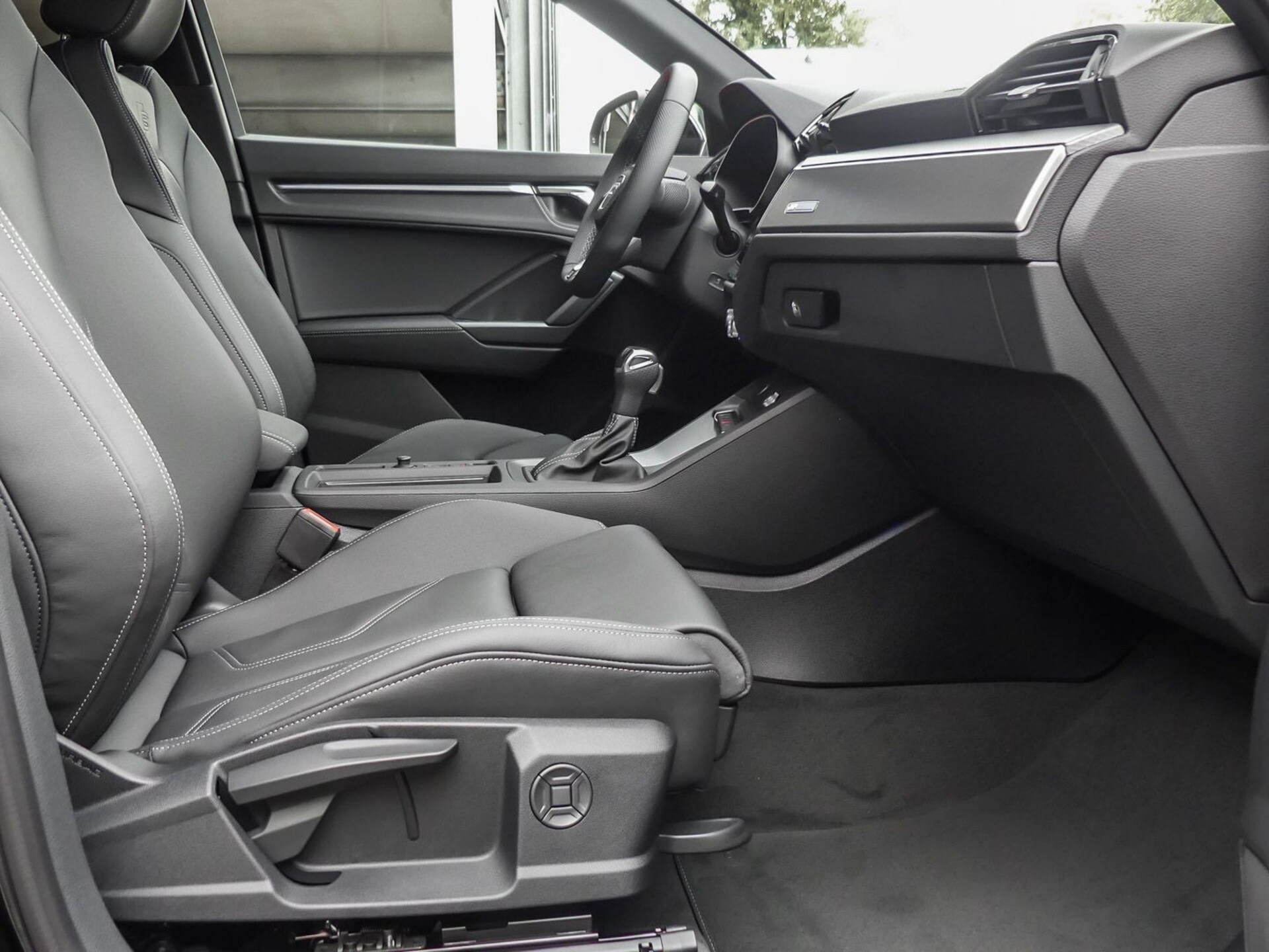 Audi Q3 SUV S line