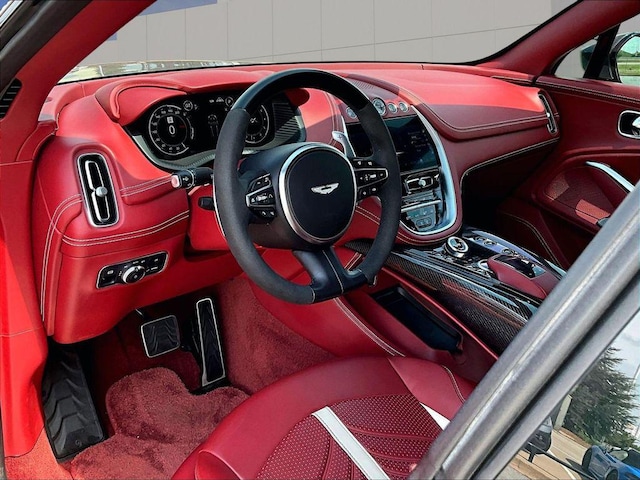2023 Aston Martin DBX