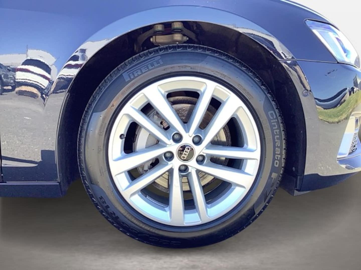 Bild über Audi A6 Avant advanced 40 TDI S tronic - für weitere Informationen kontaktieren Sie den Audi Partner