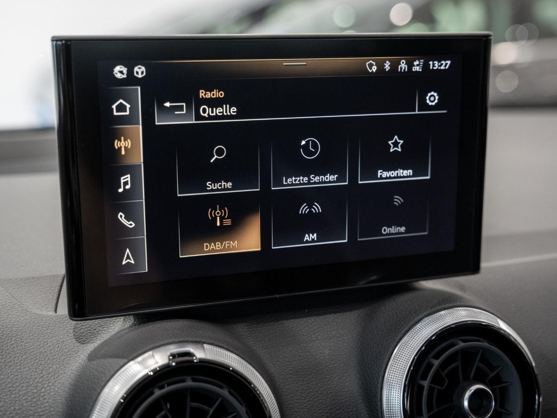 Audi Q2 S line