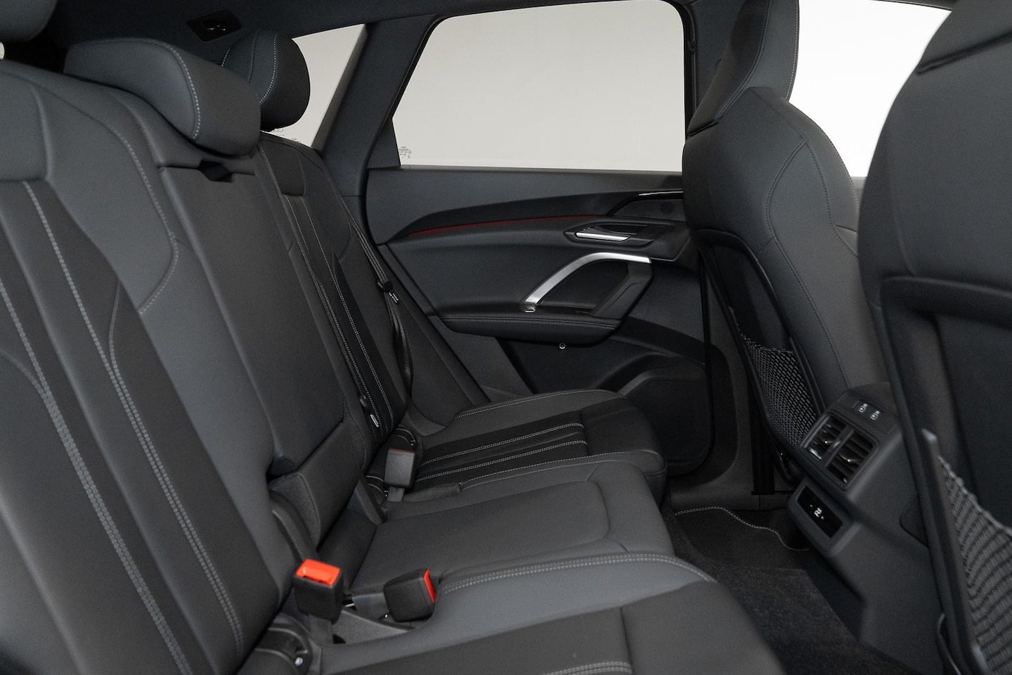 Image about Audi Q5 SUV TDI quattro 150 kW sport
