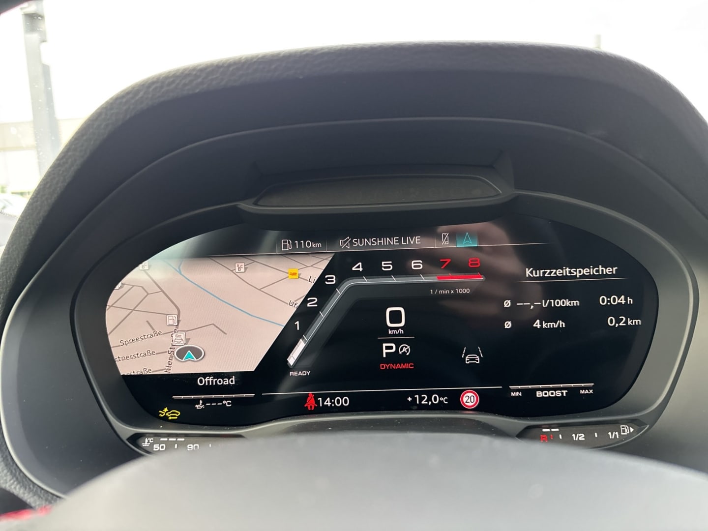 Bild über Audi SQ2 TFSI quattro S tronic - für weitere Informationen kontaktieren Sie den Audi Partner