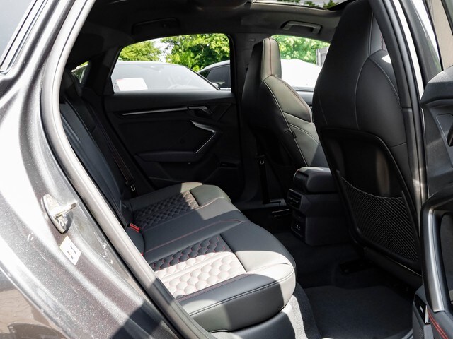 Image about Audi RS 3 Limousine TFSI quattro S tronic