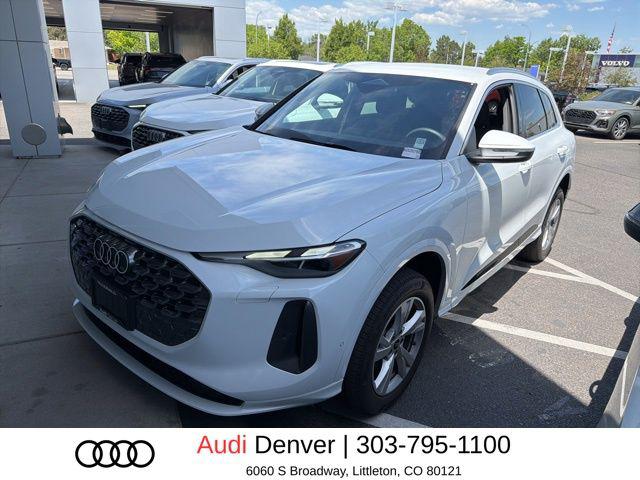 2025 Audi Q5 40 Premium's photo