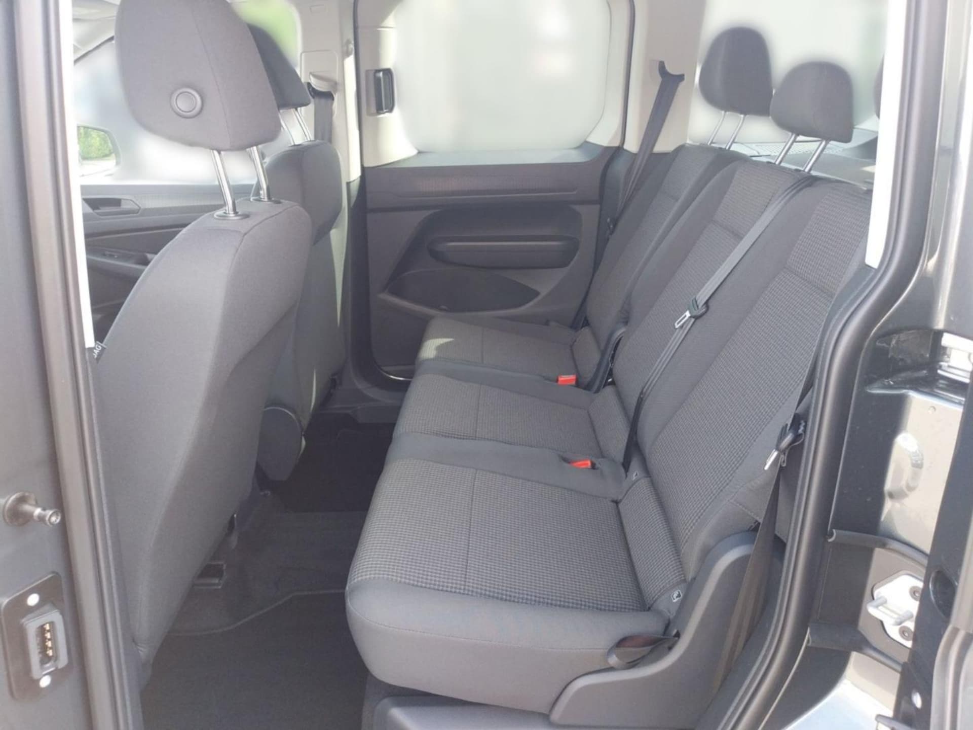 Volkswagen Caddy Basis-Modell