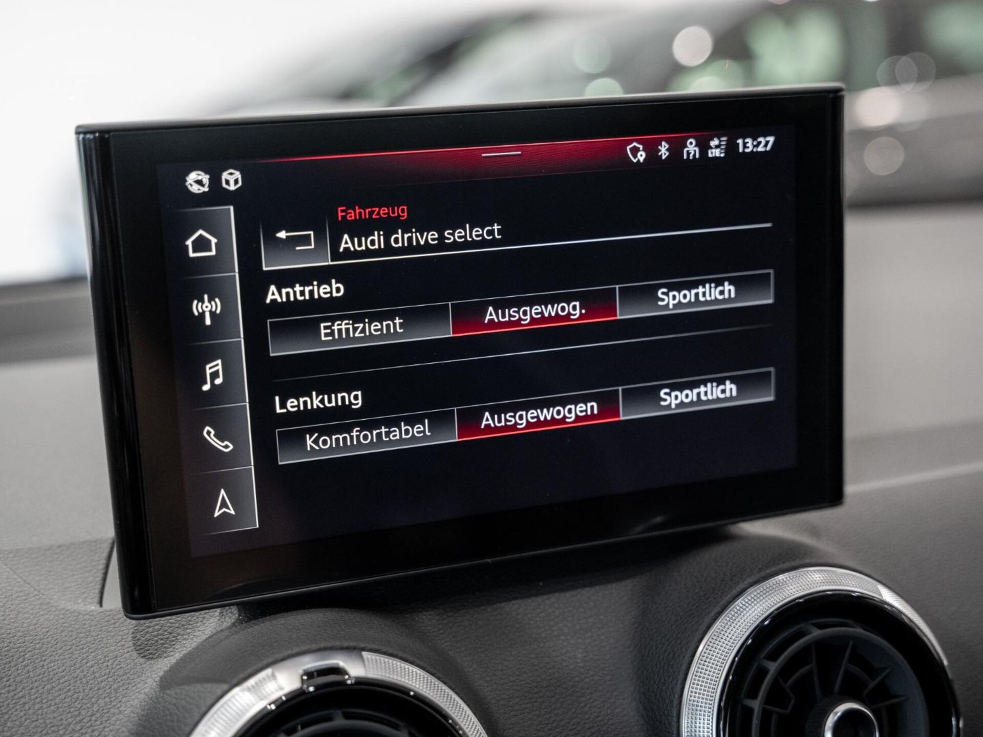 Audi Q2 S line