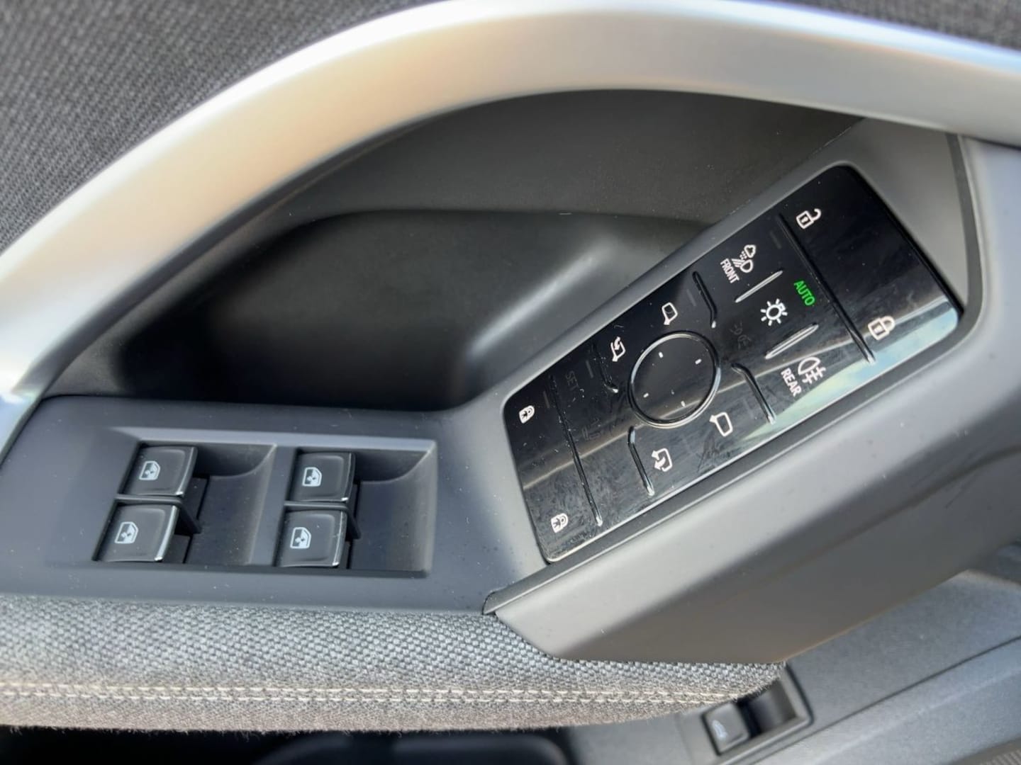 Bild über Audi Q5 SUV TFSI 150 kW S tronic - für weitere Informationen kontaktieren Sie den Audi Partner