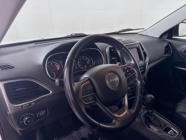2020 Jeep Cherokee