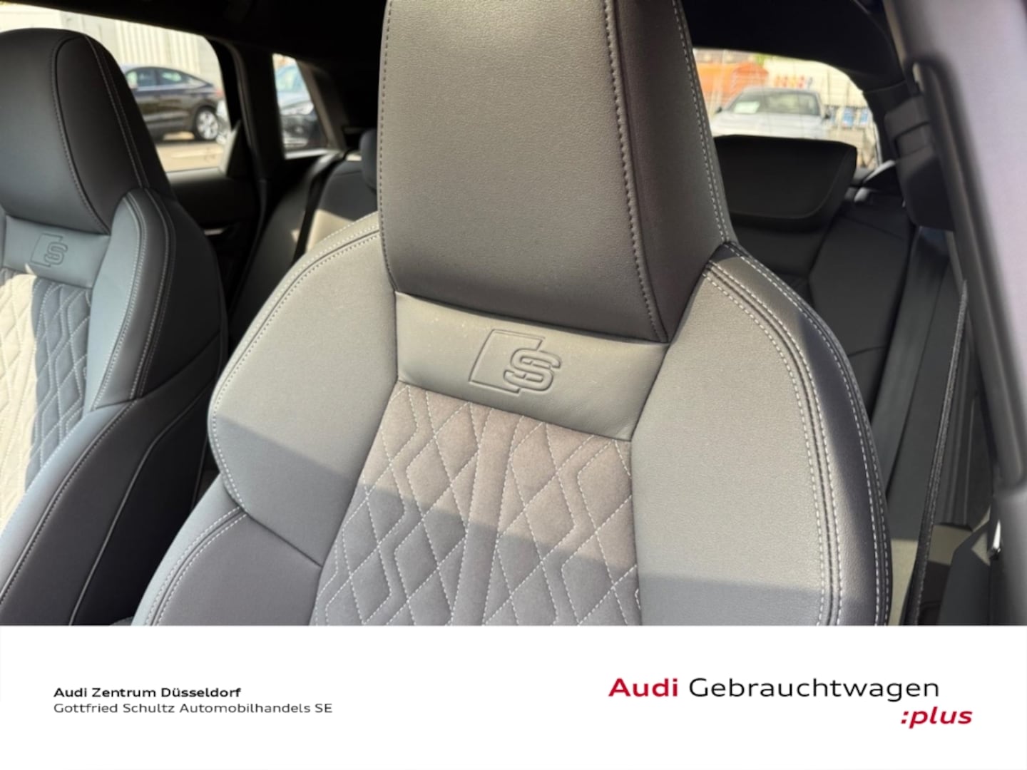 Bild über Audi S3 Sportback TFSI quattro S tronic - für weitere Informationen kontaktieren Sie den Audi Partner