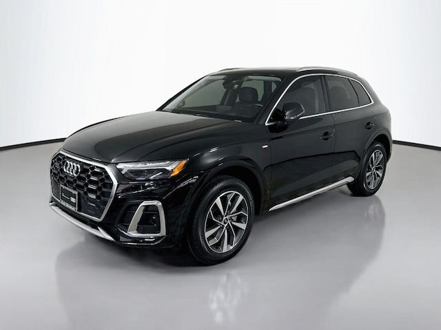 Photo of 2023 Audi Q5