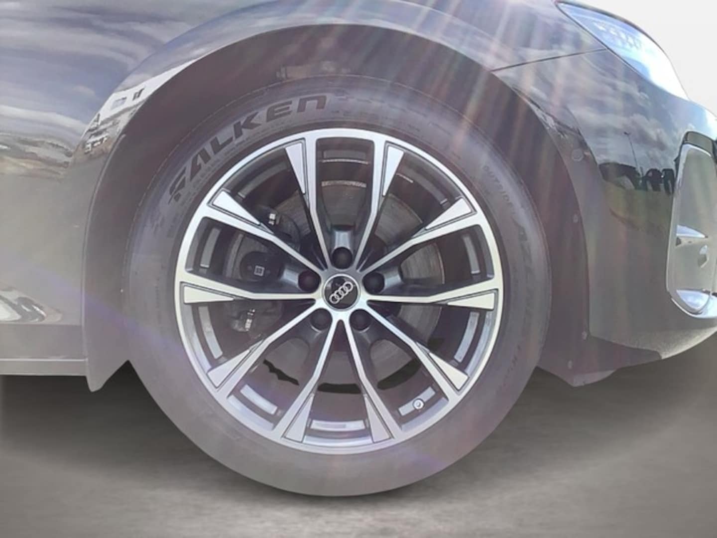Bild über Audi A6 Avant TDI quattro 150 kW S tronic - für weitere Informationen kontaktieren Sie den Audi Partner