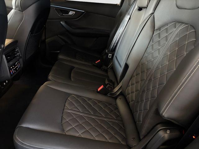 2026 Audi SQ7 Premium Plus - Photo 13