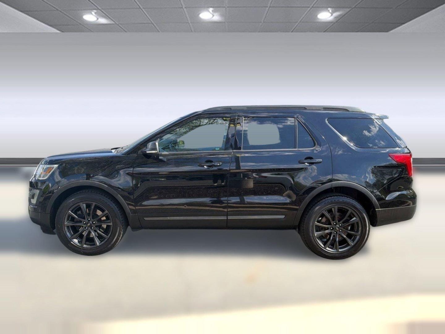 Used 2017 Ford Explorer XLT with VIN 1FM5K8D80HGB49151 for sale in Owings Mills, MD