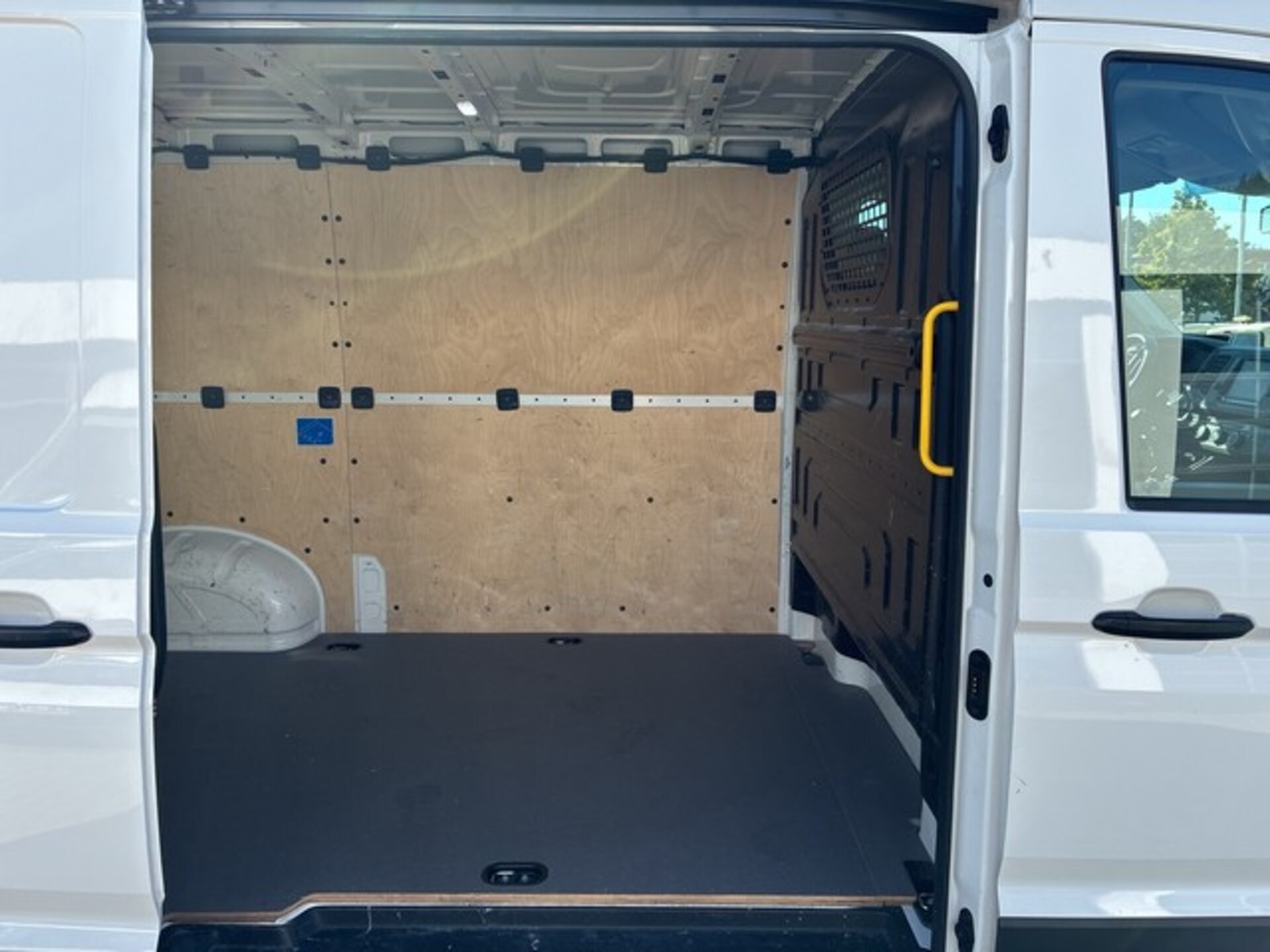 Volkswagen Crafter Kasten mittlerer Radstand
