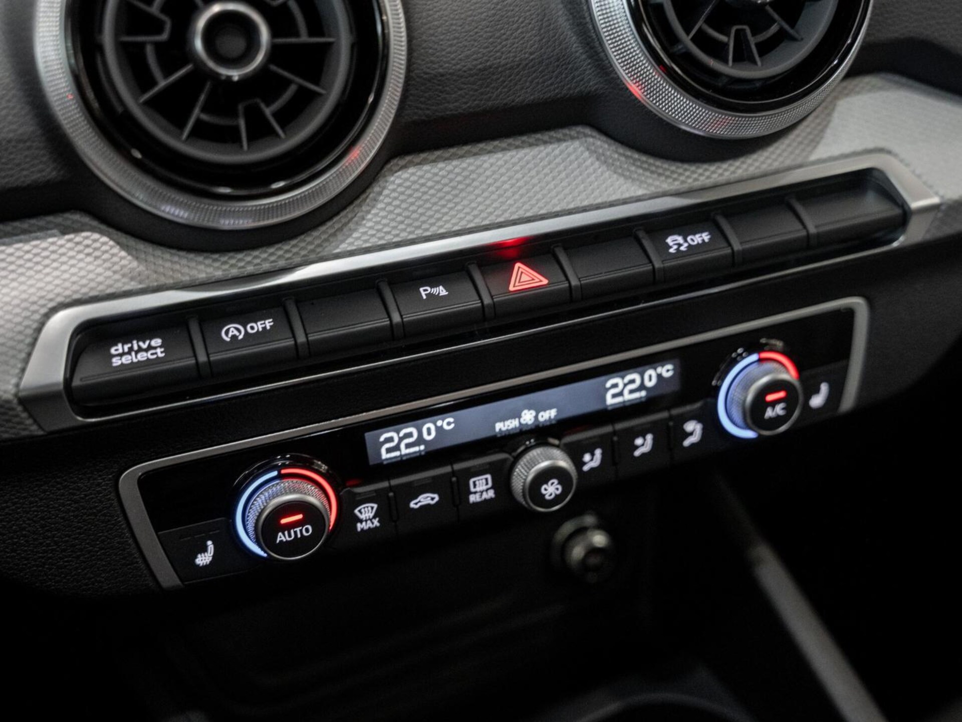 Audi Q2 S line