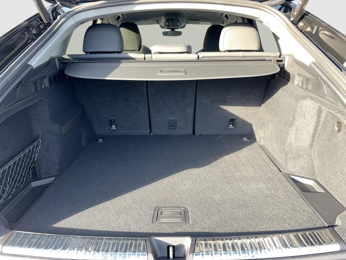 Bild über Audi Q5 Sportback TDI quattro 150 kW S tronic - für weitere Informationen kontaktieren Sie den Audi Partner