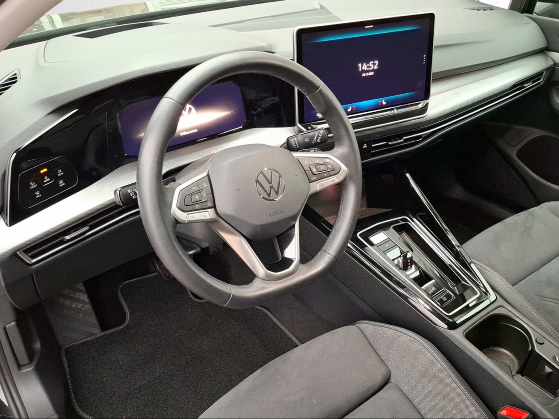 Volkswagen Golf Style