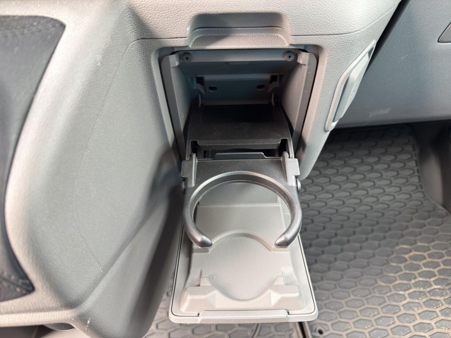 Volkswagen Transporter Kasten kurzer Radstand