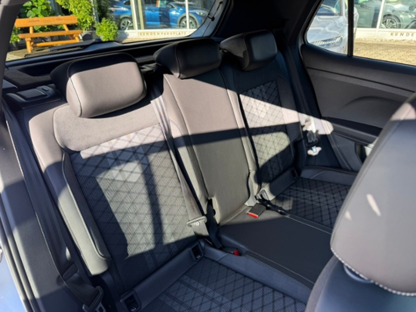Volkswagen T-Cross – Bild 11