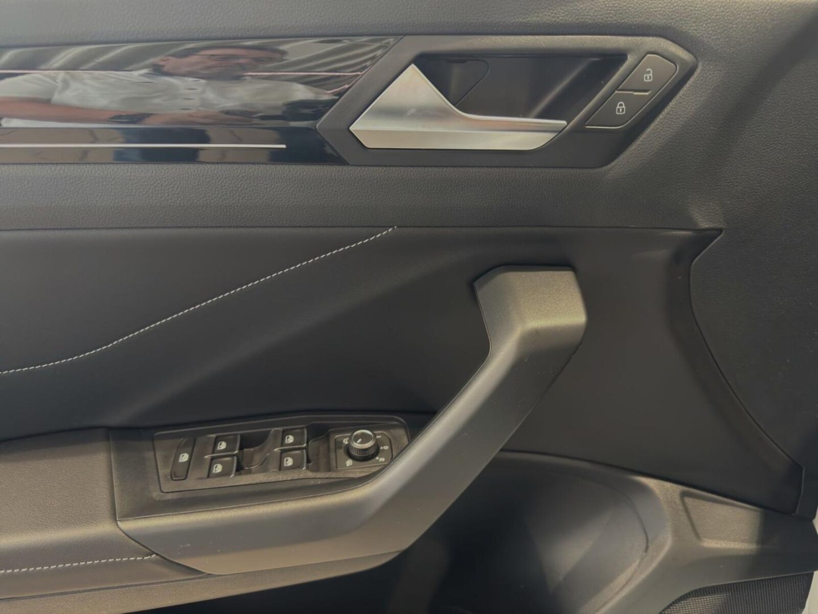 Volkswagen T-Roc – Bild 8