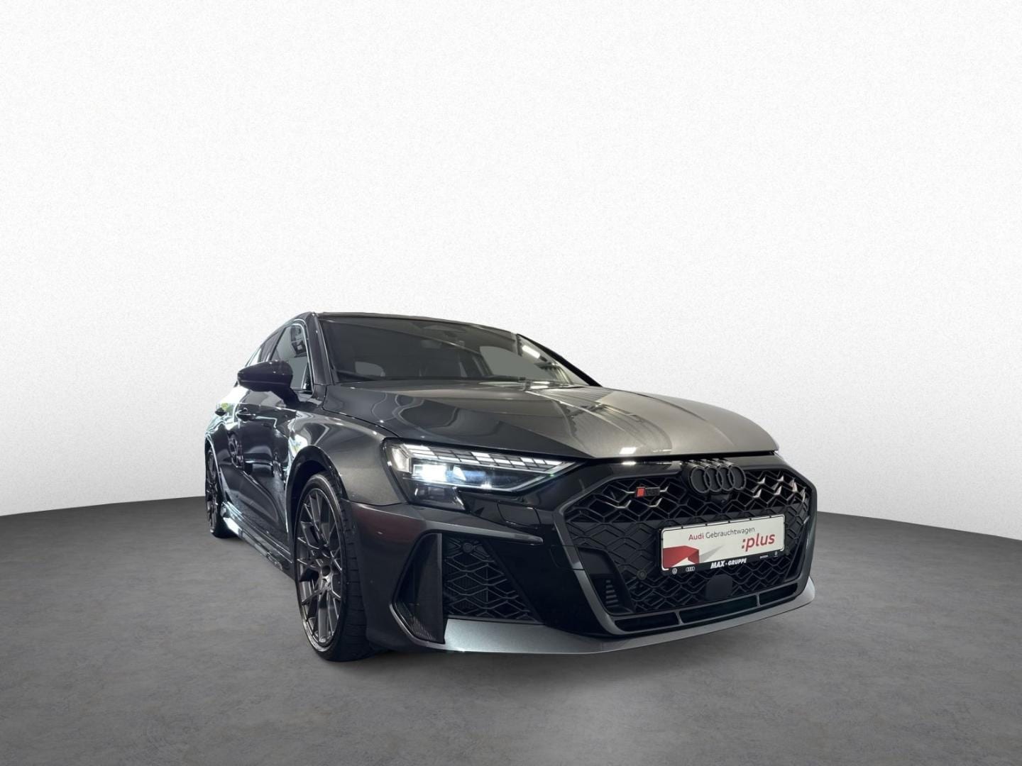 Bild über Audi RS 3 Sportback TFSI quattro 294 kW S tronic - für weitere Informationen kontaktieren Sie den Audi Partner