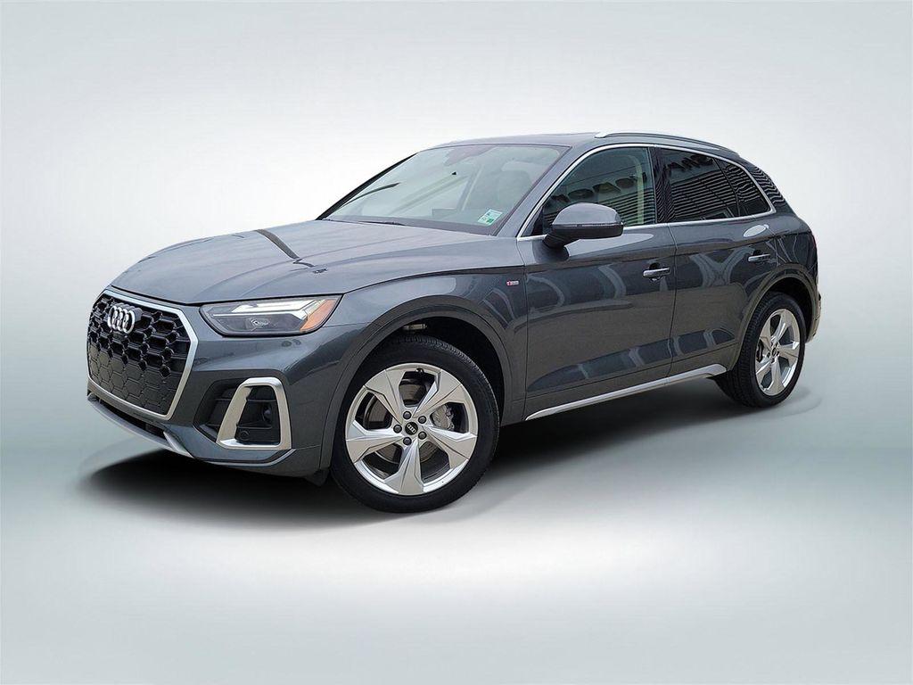 2023 Audi Q5 45 Premium Plus's photo
