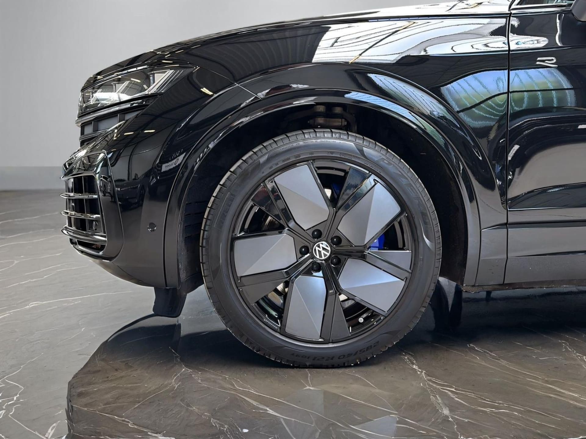 Volkswagen Touareg R
